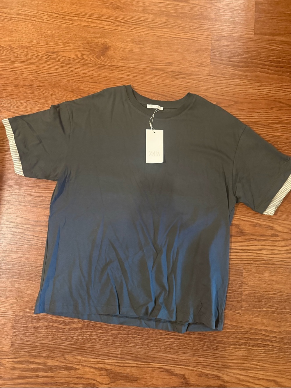 NWT Men’s Zara layered t-shirt